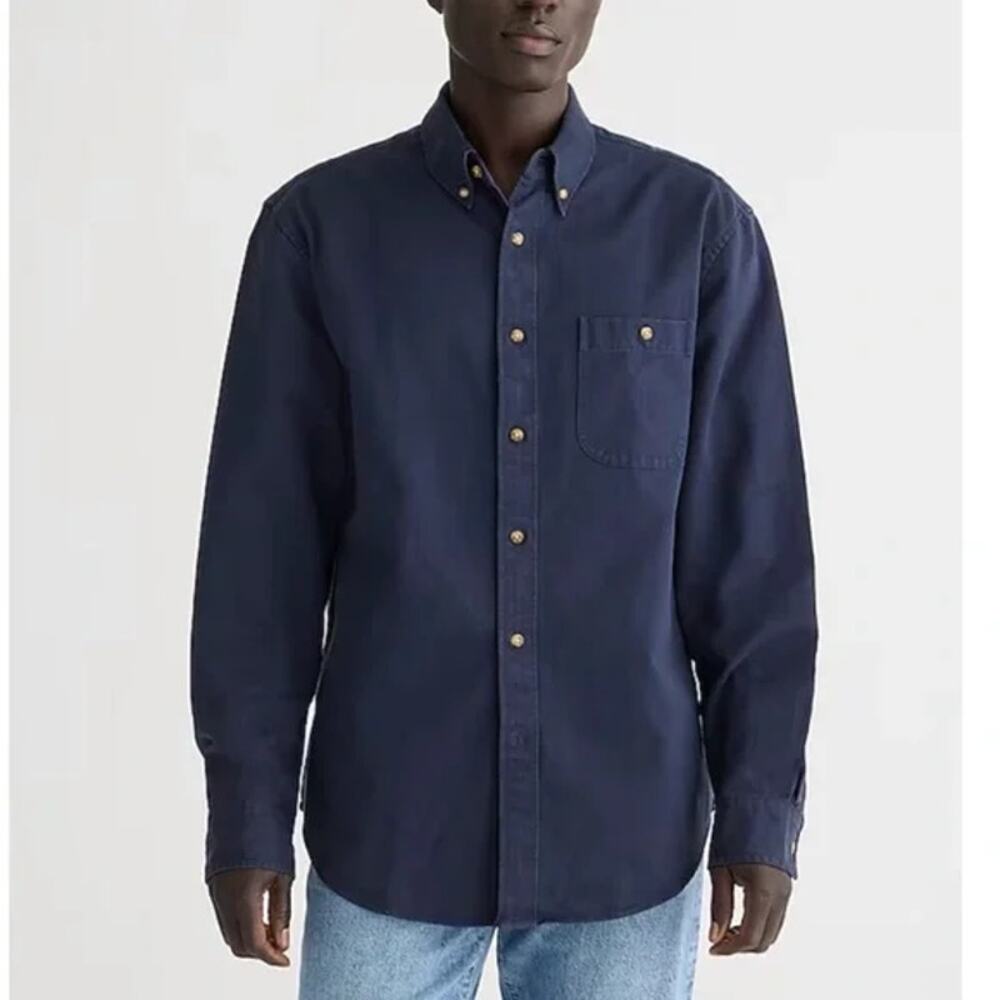 J.Crew Relaxed Garment Dyed Heavyweight Twill Casual Button Down Navy Blue M NWT - Picture 2 of 4